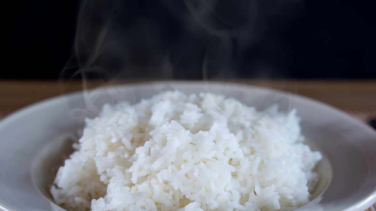 preview for 3 Ways To Reheat Rice For Perfectly Fluffy Results
