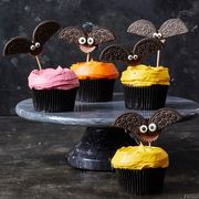 cookie bat cupcakes