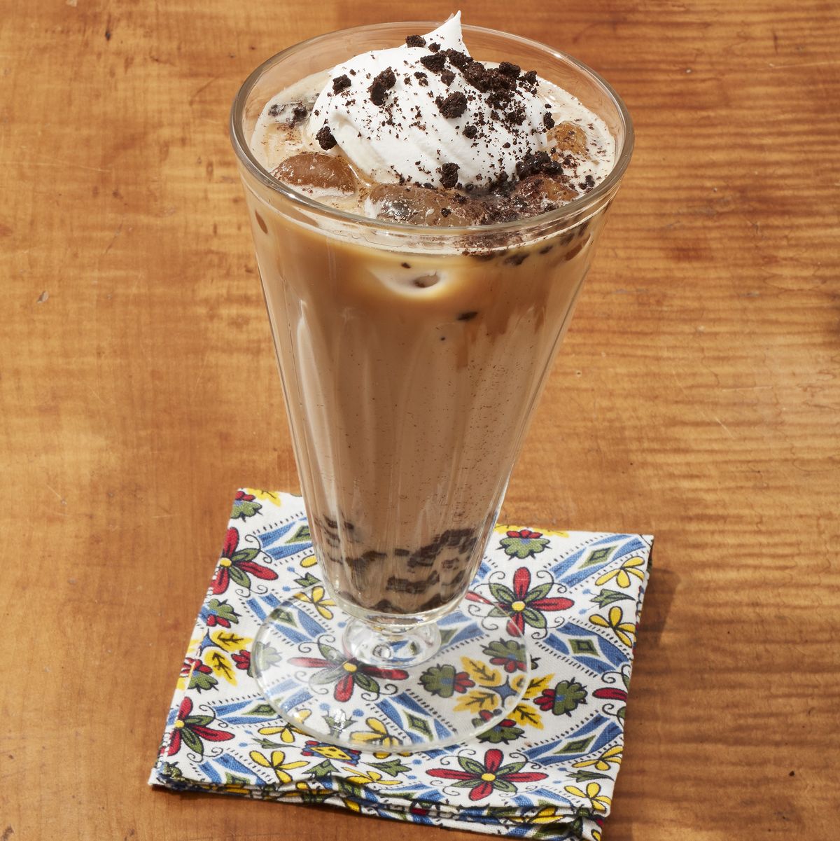 cookies and cream iced latte