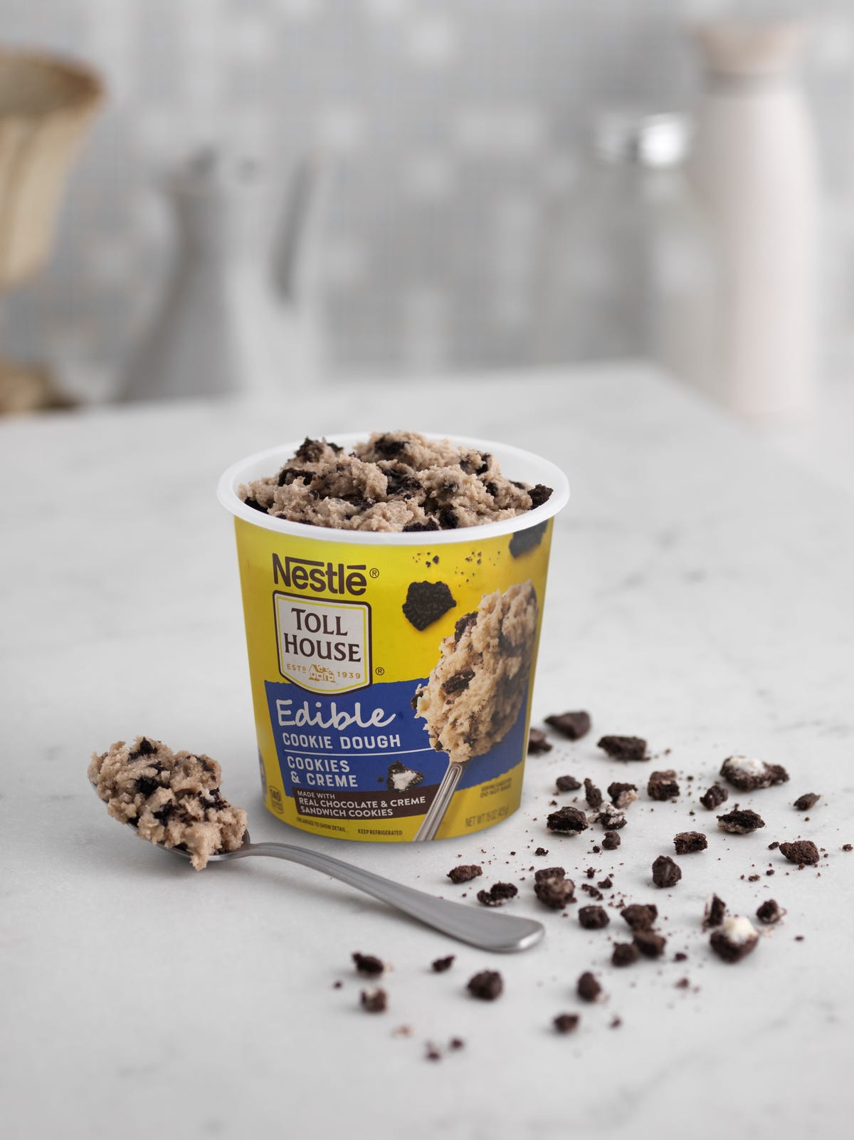 preview for Cookies & Cream Fat Bombs Is The Perfect No Bake, Gluten-Free Treat