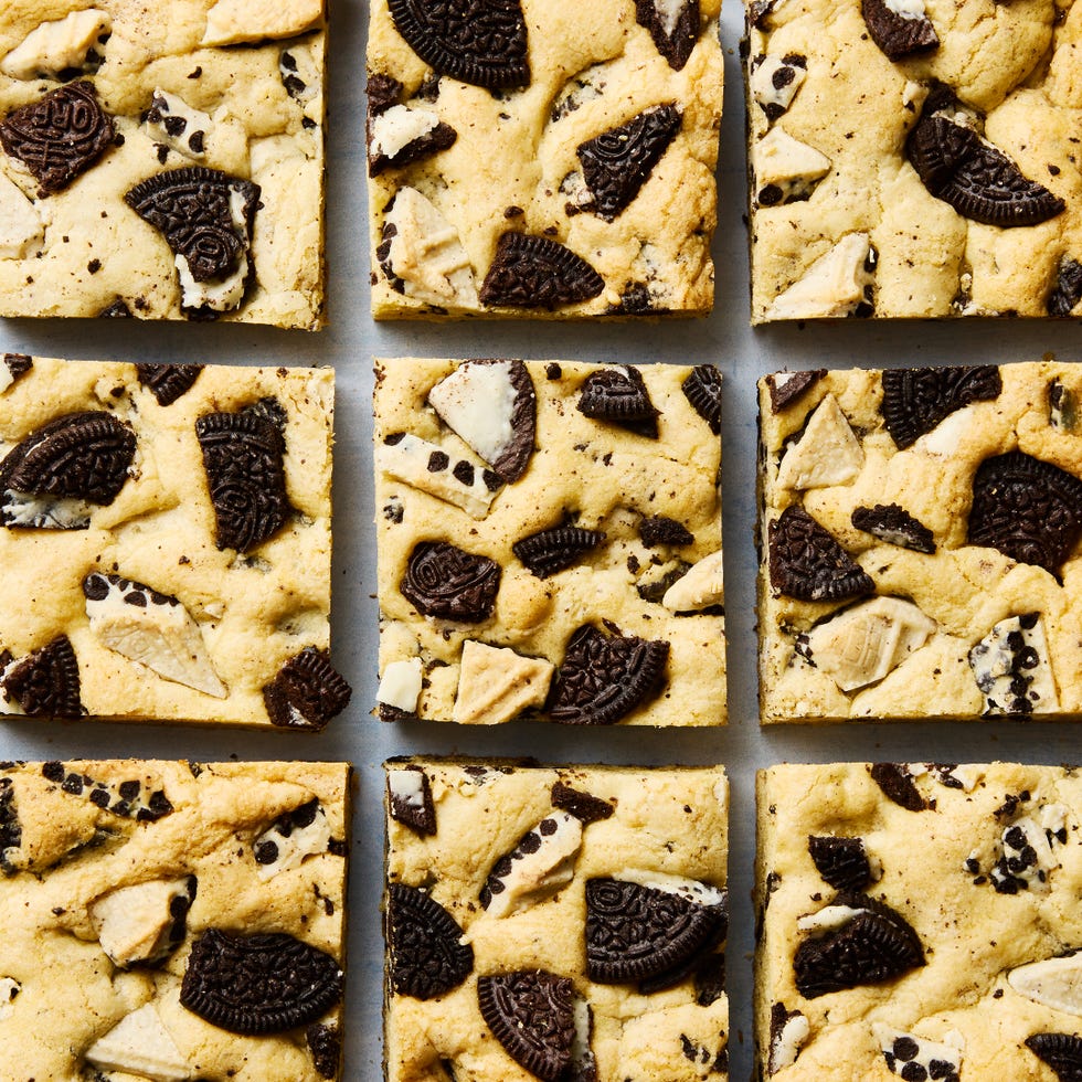 blondies with oreo pieces