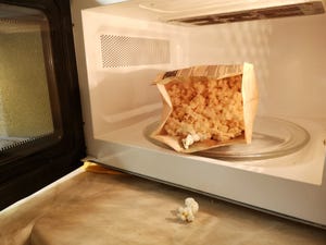 cooking popcorn in the microwave