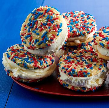 pioneer woman 4th of july ice cream sandwiches
