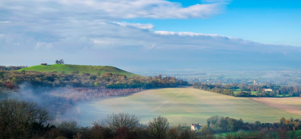 a beautiful autumn morning on coombe hill in buckinghamshire, in the south east of england