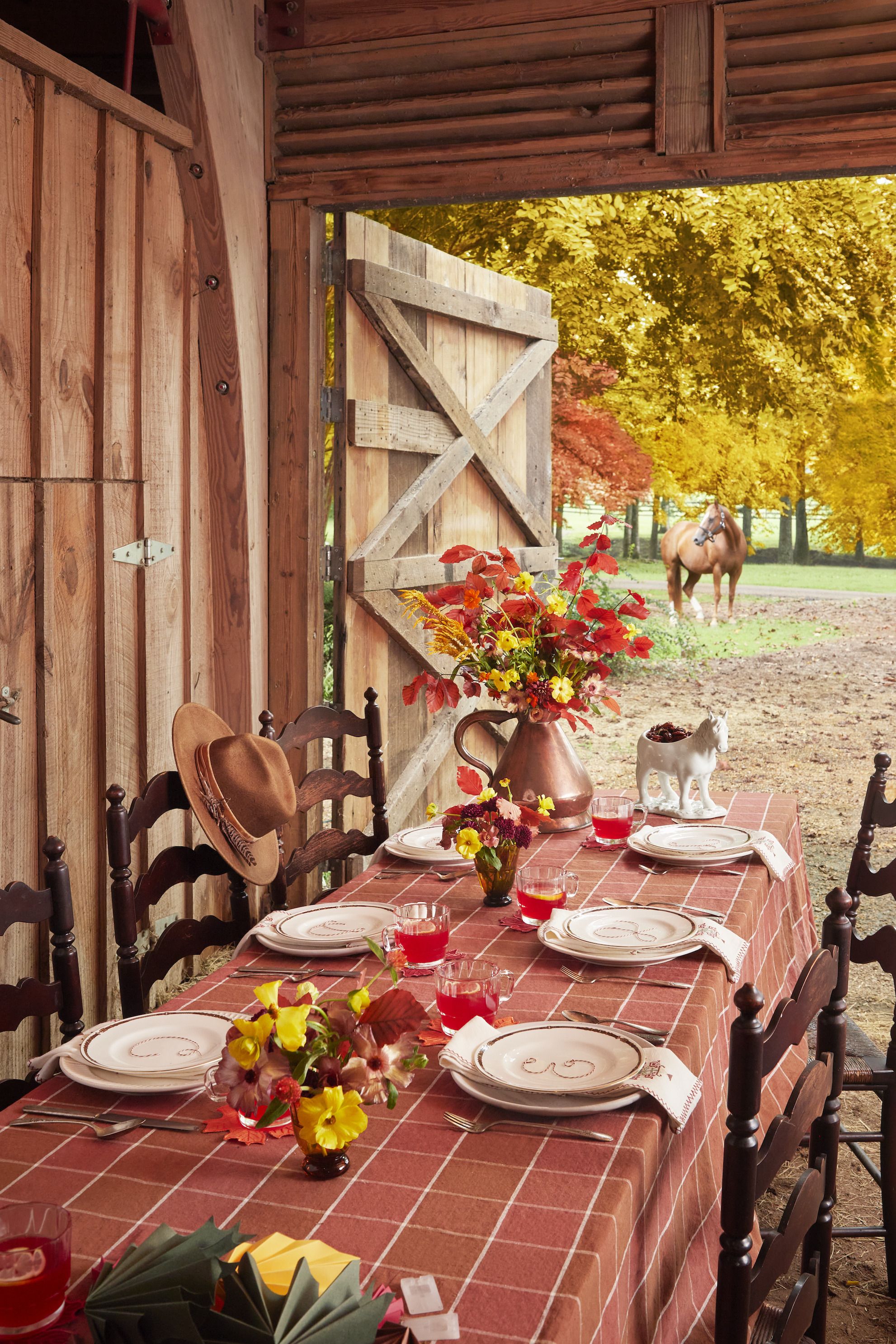 Thanksgiving Tablescape Ideas - COBS Bread USA