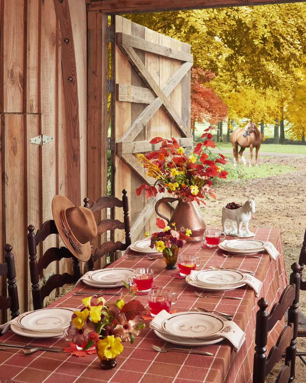 thanksgiving barn dinner table fall tablescape