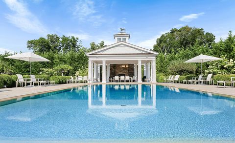 Property, Swimming pool, Building, Estate, Real estate, House, Architecture, Villa, Reflecting pool, Leisure, 