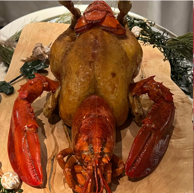 Fans Are Calling Martha Stewart's Chicken-Lobster Dinner The 'Most  Terrifying Thing' They've Ever Seen