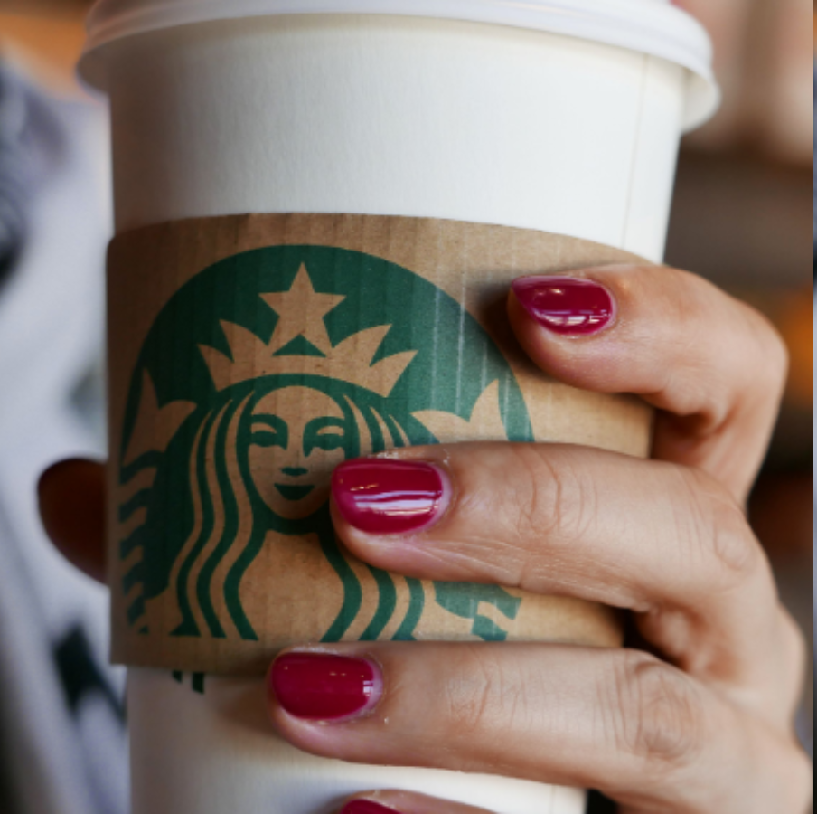 People Are Pissed At Starbucks For Discontinuing One Of Their Most Popular Syrups