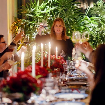 festive tablescape with marlo thomas