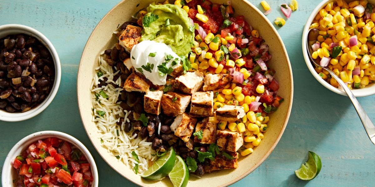 Best Copycat Chipotle Burrito Bowl Recipe - How To Make Copycat ...