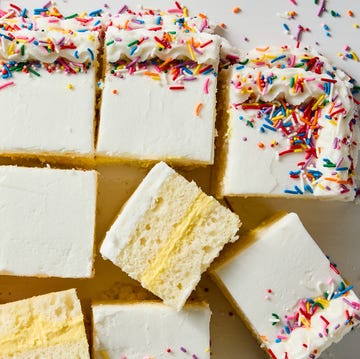 Copycat costco sheet cake copycat costco sheet cake filled with vanilla cheesecake mousse and decorated with sprinkles