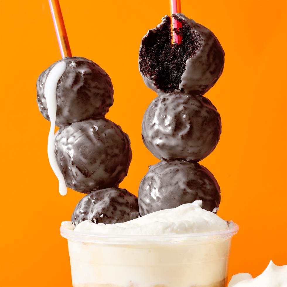 copycat dunkin' glazed chocolate munchkins