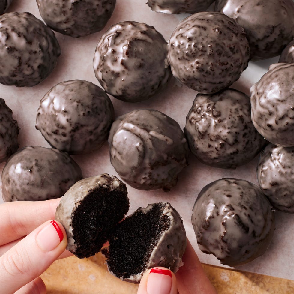 copycat dunkin' glazed chocolate munchkins