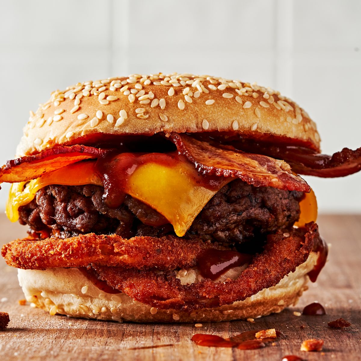 BBQ Bacon Burgers - Homemade In The Kitchen