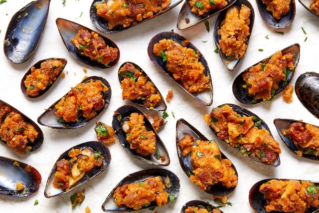 mussels stuffed with cornbread and spanish chorizo
