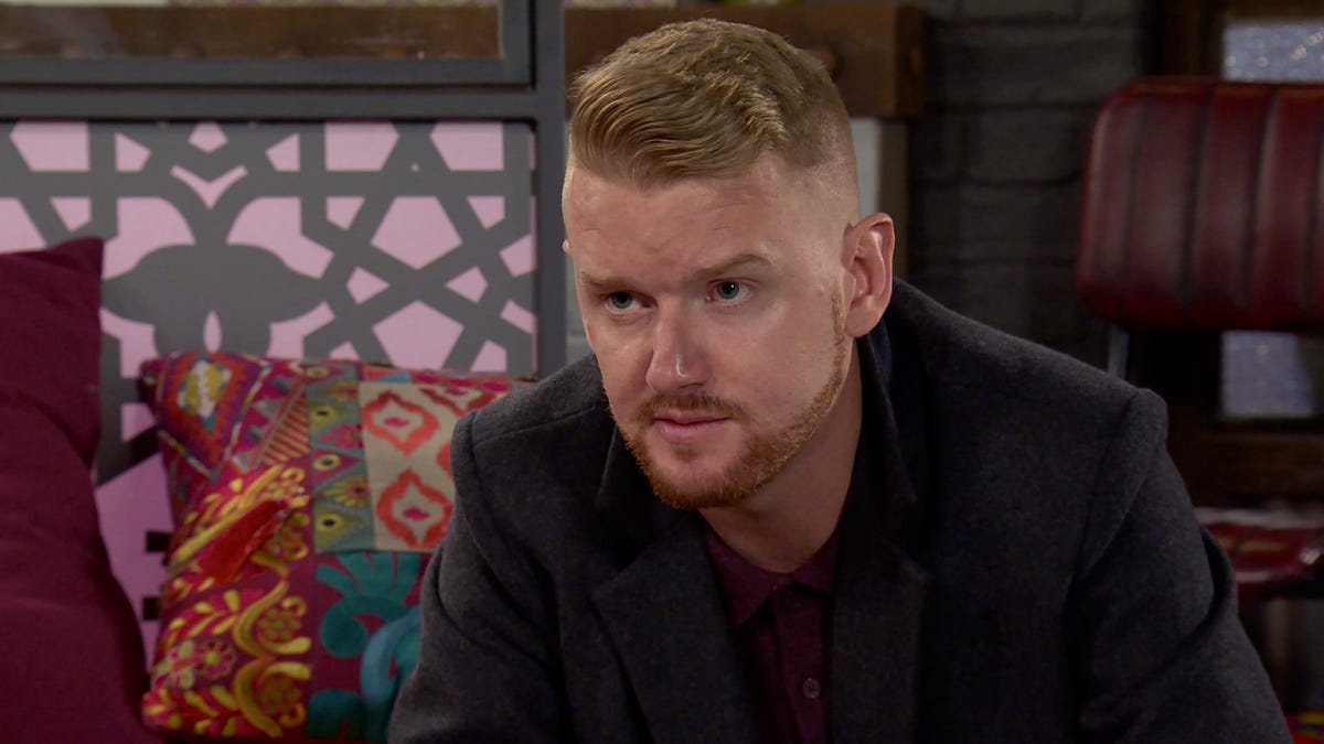 Coronation Street star makes Cain Dingle plea for Emmerdale crossover