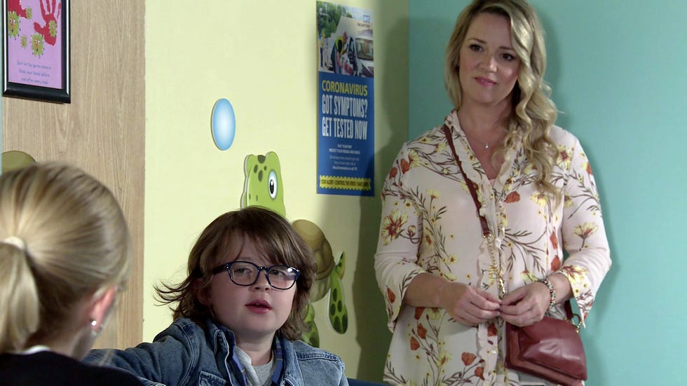 leanne battersby, sam and natasha blakeman in coronation street