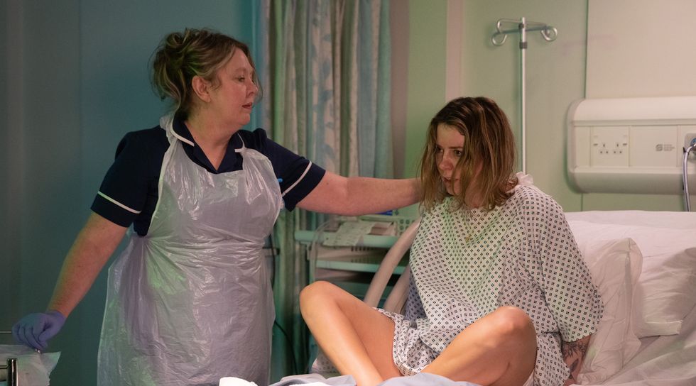 abi webster gives birth in coronation street
