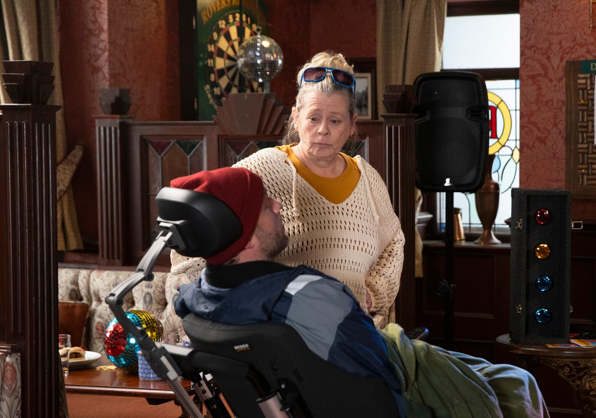 preview for Coronation Street Soap Scoop! Bethany confronts Nathan