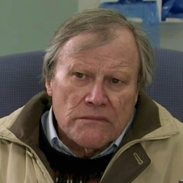 coronation street roy cropper visits nina lucas in hospital