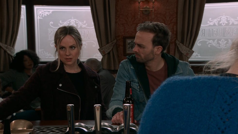 coronation street, sarah and david platt in the rovers