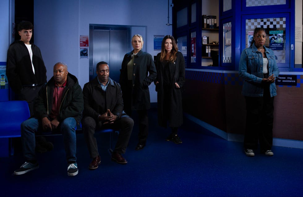 mason, ed, ronnie, lisa, carla and dee dee in coronation street who killed joel story
