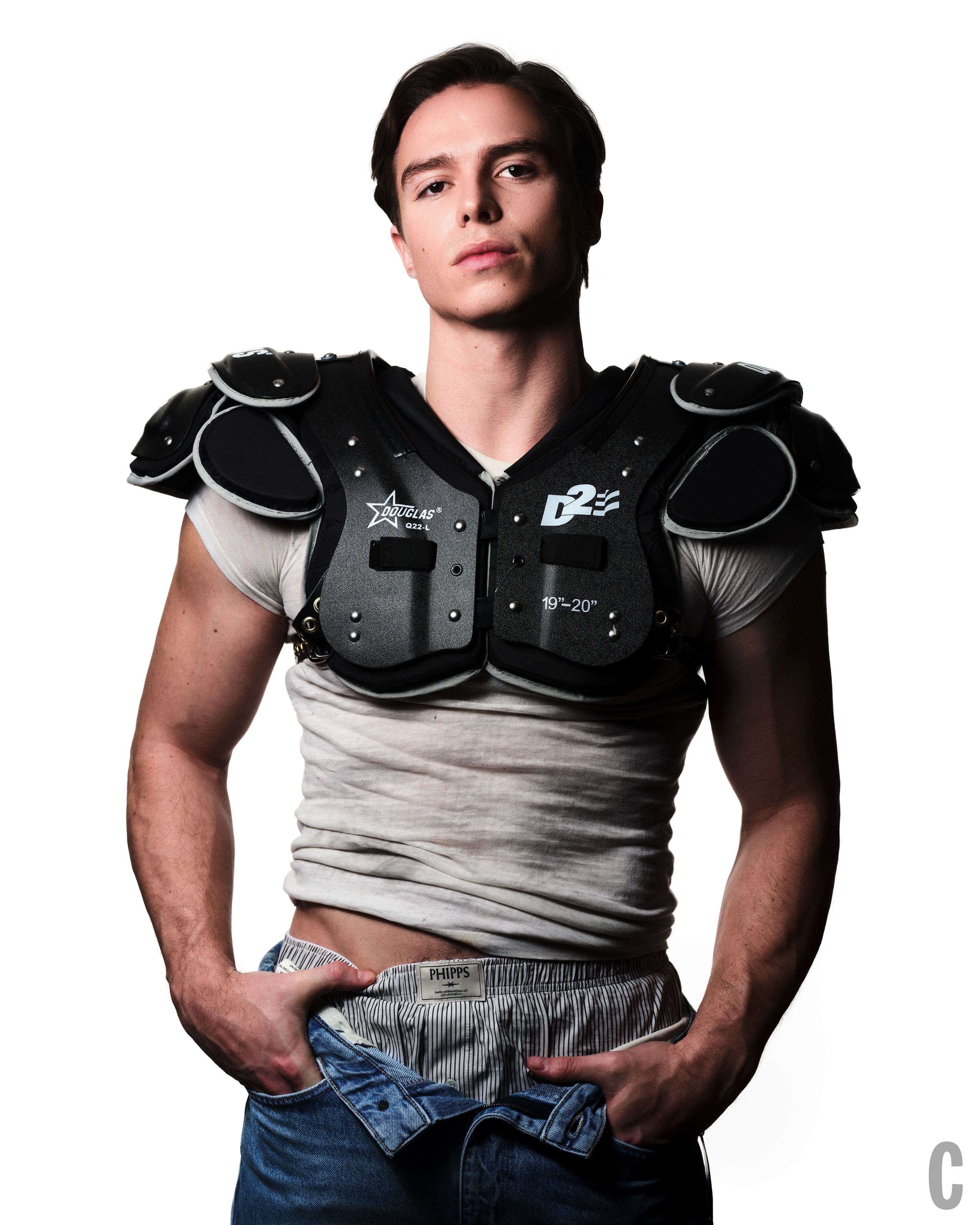 cos060125centerfold-images-watermarked-2-682e28da81729.jpg