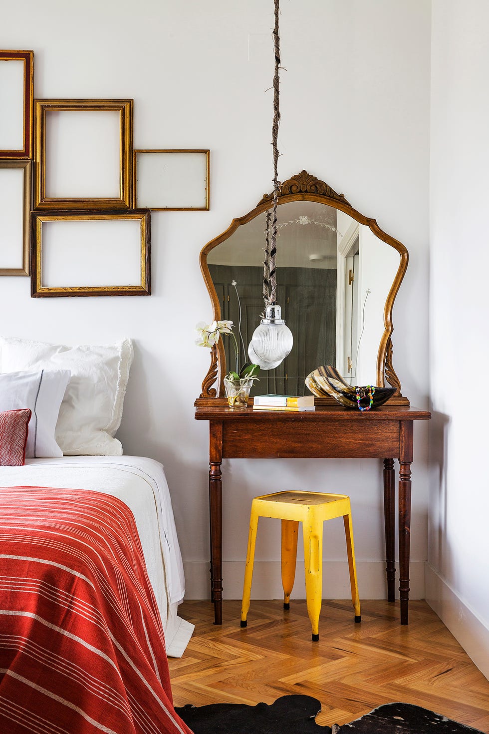 un dormitorio sano y ordenado para dormir mejor