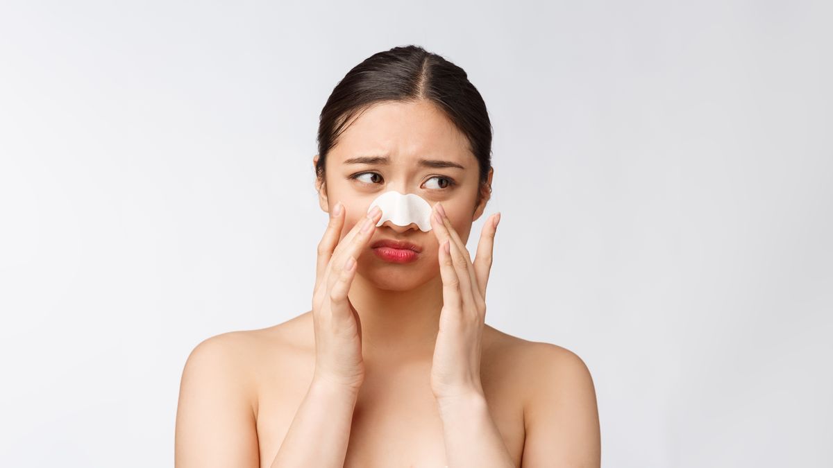 How to get rid of blackheads, according to a dermatologist
