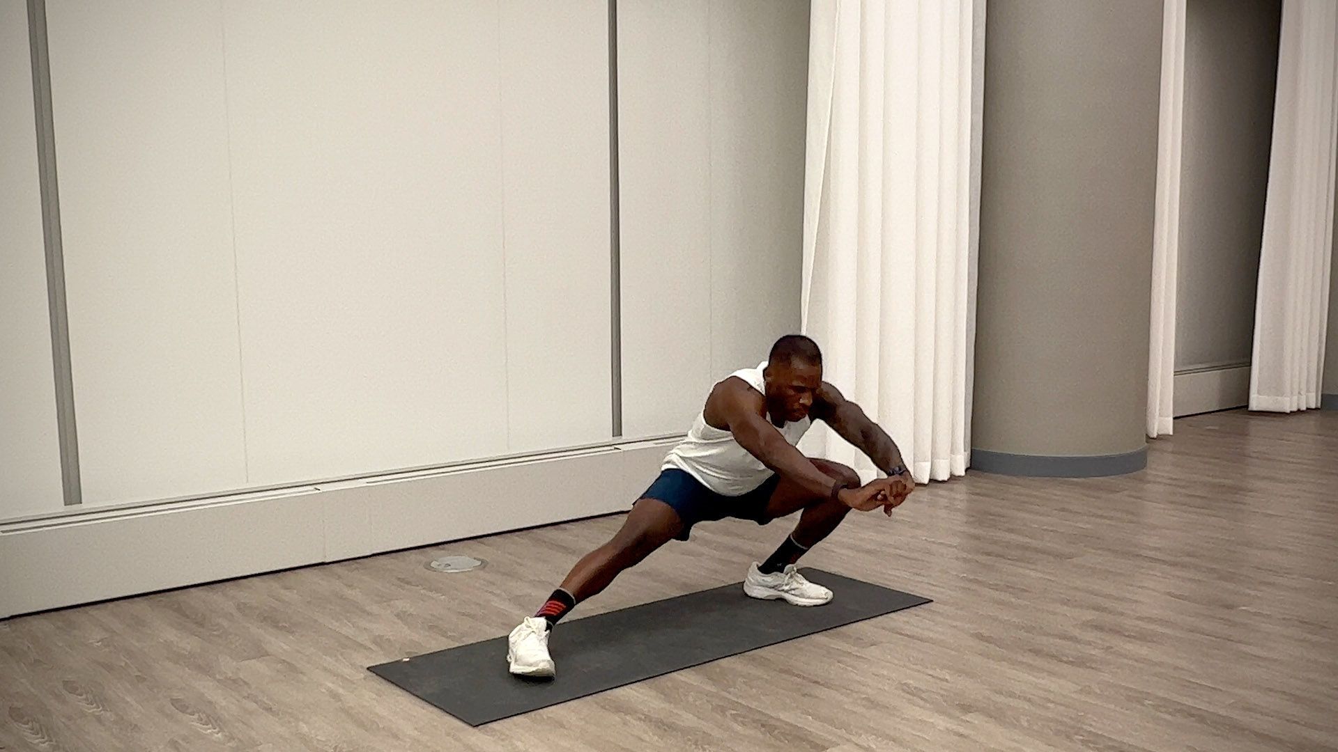 5 Hip Mobility Exercises to Improve Your Running Mechanics