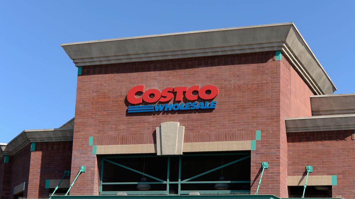 Is Costco Open on Christmas Eve? Costco's Christmas Eve Hours 2022