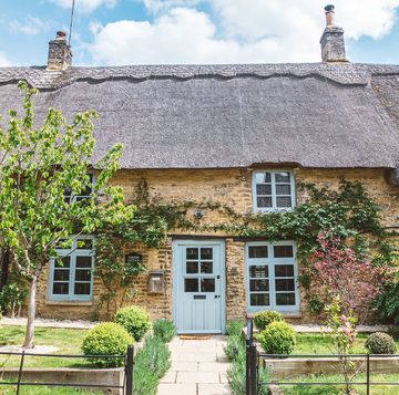 cotswold cottage for sale in chipping norton