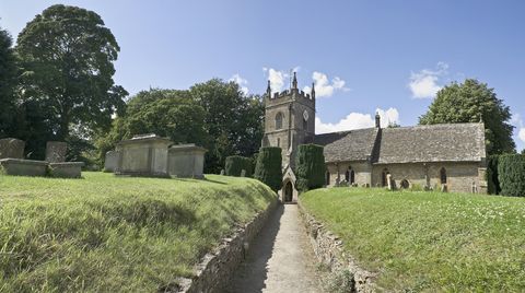 cotswold villages and towns