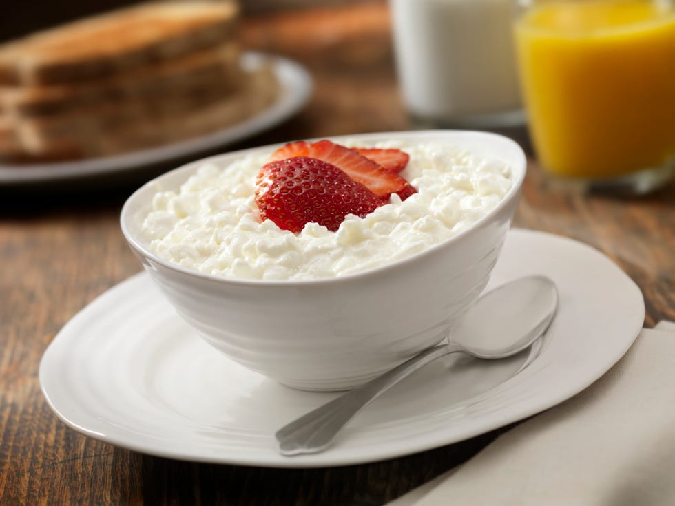 cottage cheese with fresh fruit