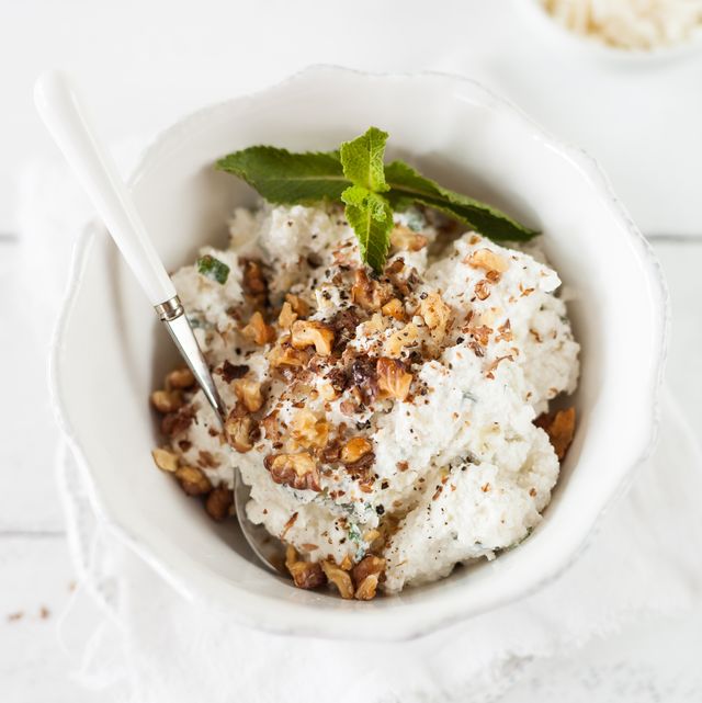 Cottage cheese with fresh mint