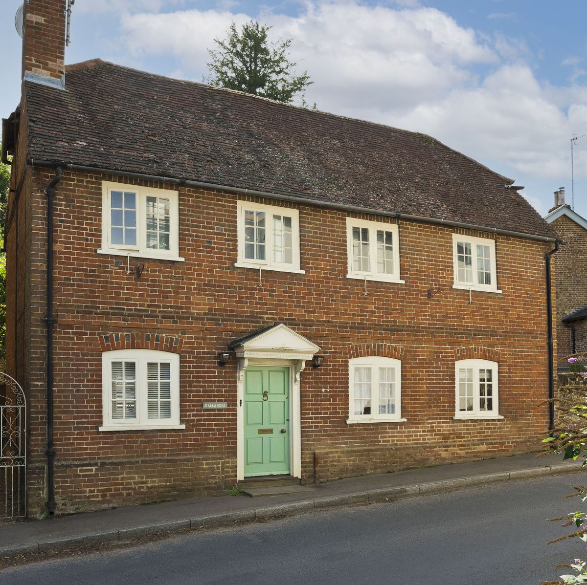 cottage set in surrey village where the holiday was filmed for sale