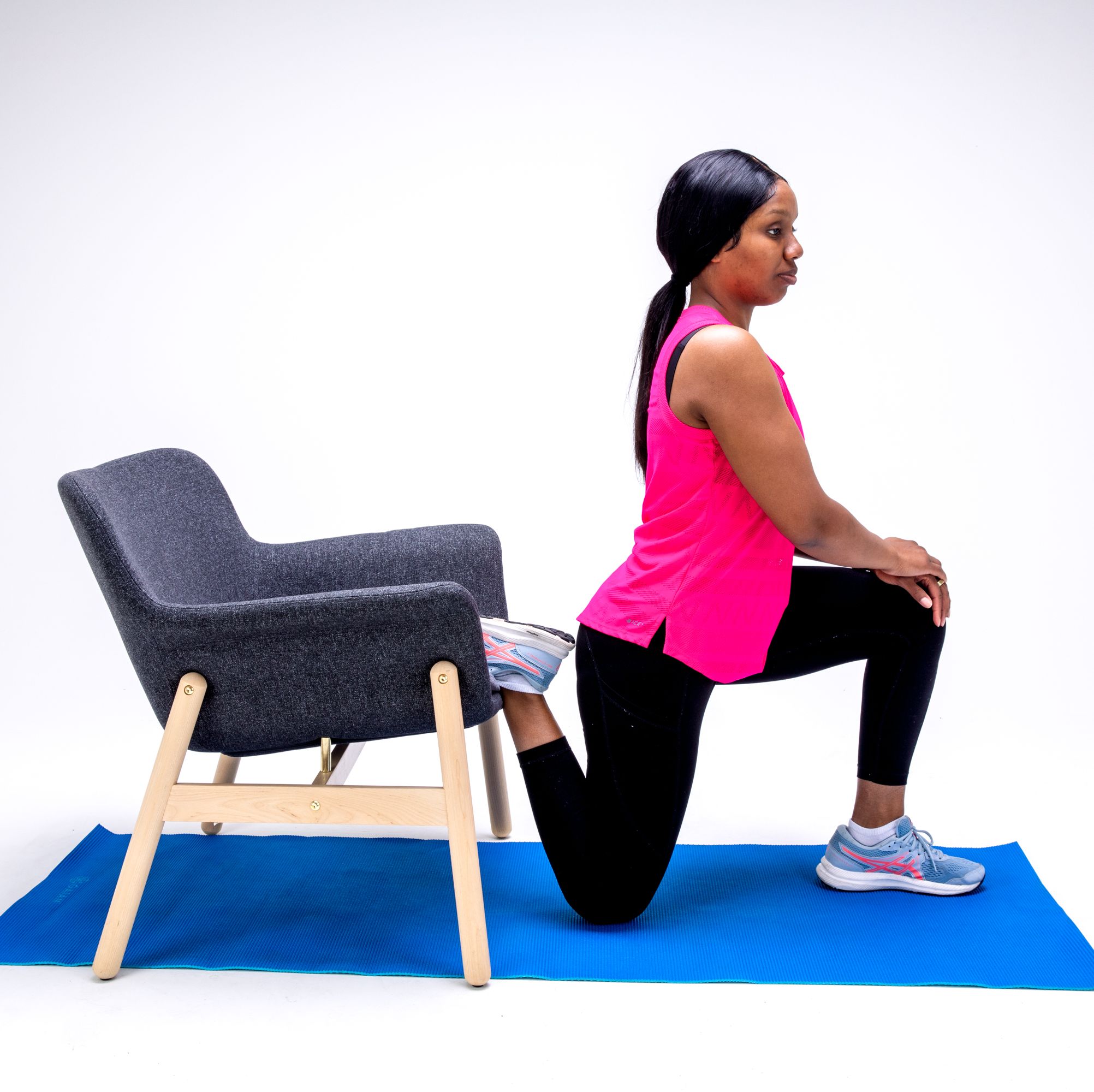 hip flexion exercises in a chair