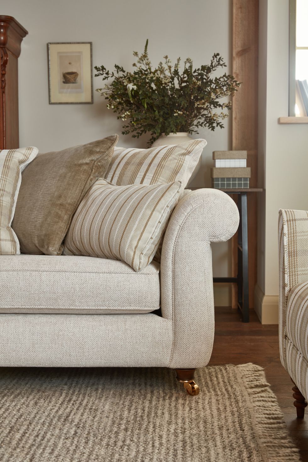 country living wimborne sofa at dfs detail