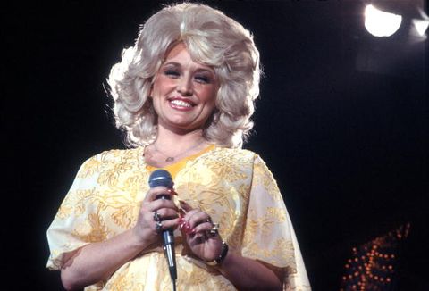 Dolly Performing In LA