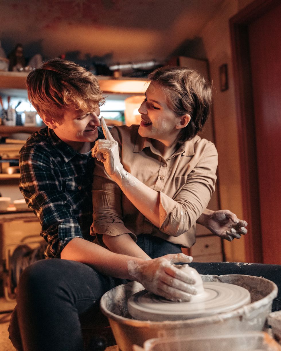 at home date night ideas make pottery