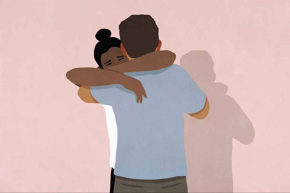 couple hugging, boyfriend comforting girlfriend on pink background