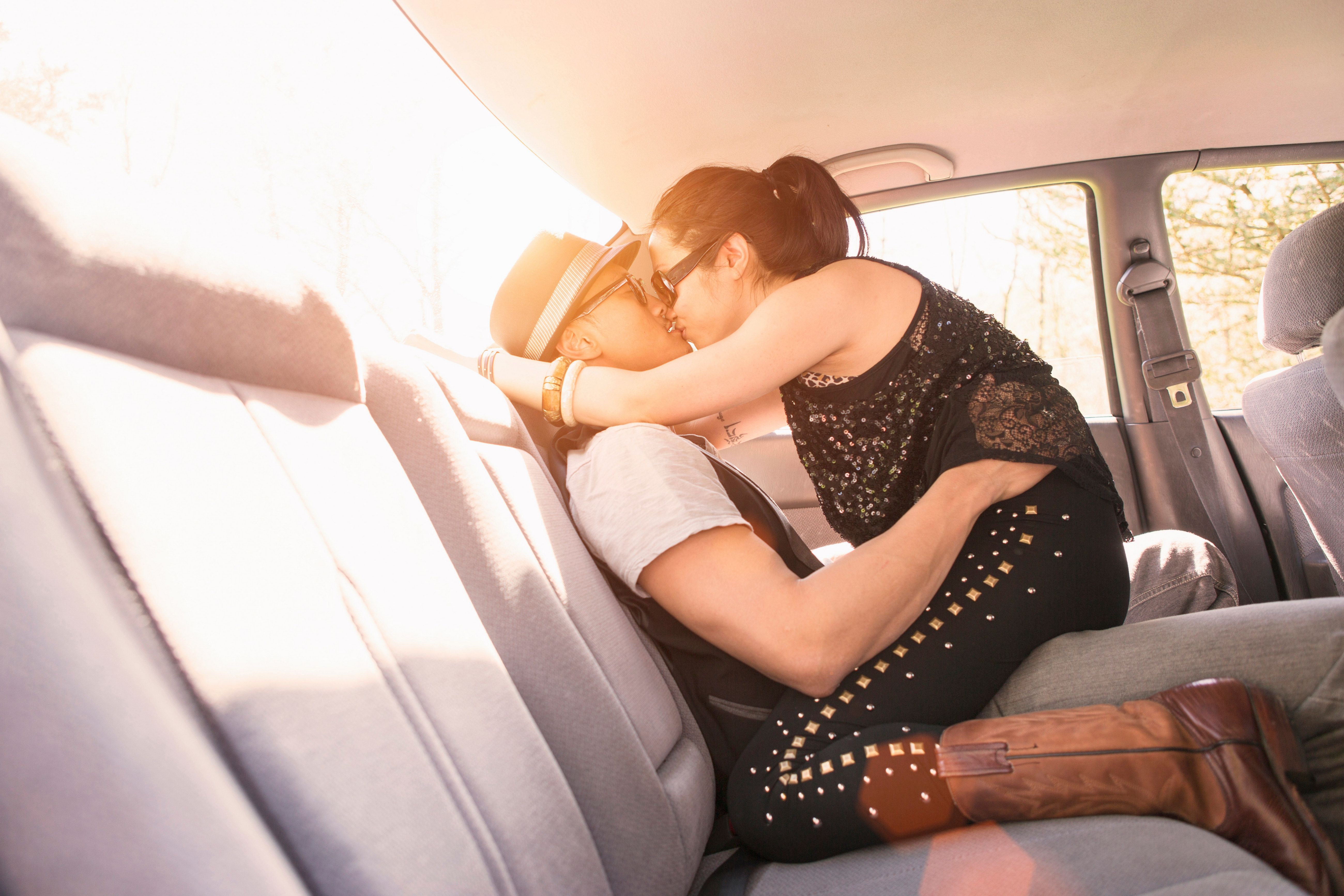 The 10 Best Car Sex Positions pic