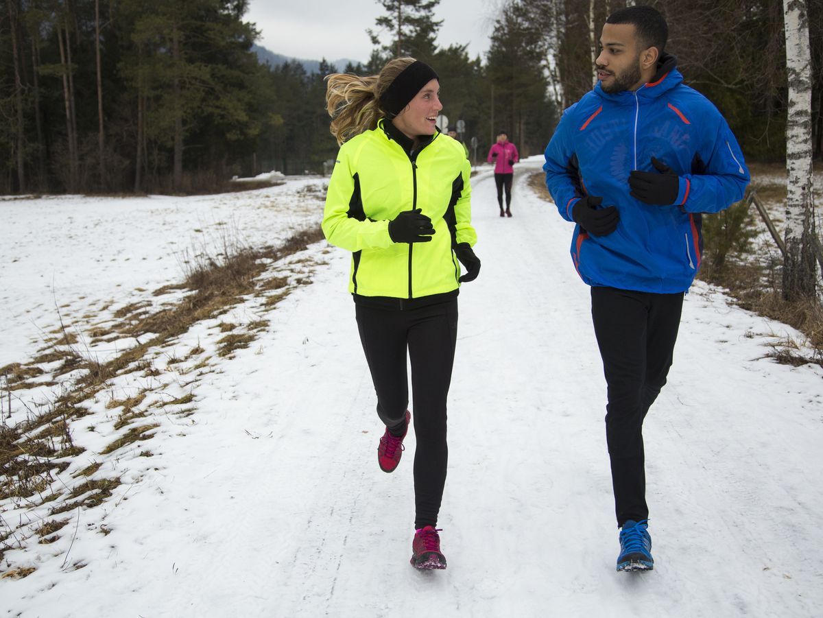 6 Picks for Cold Weather Running  Running in cold weather, Best running  shorts, Running clothes