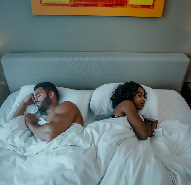 One in six couples sleep in separate beds, Health