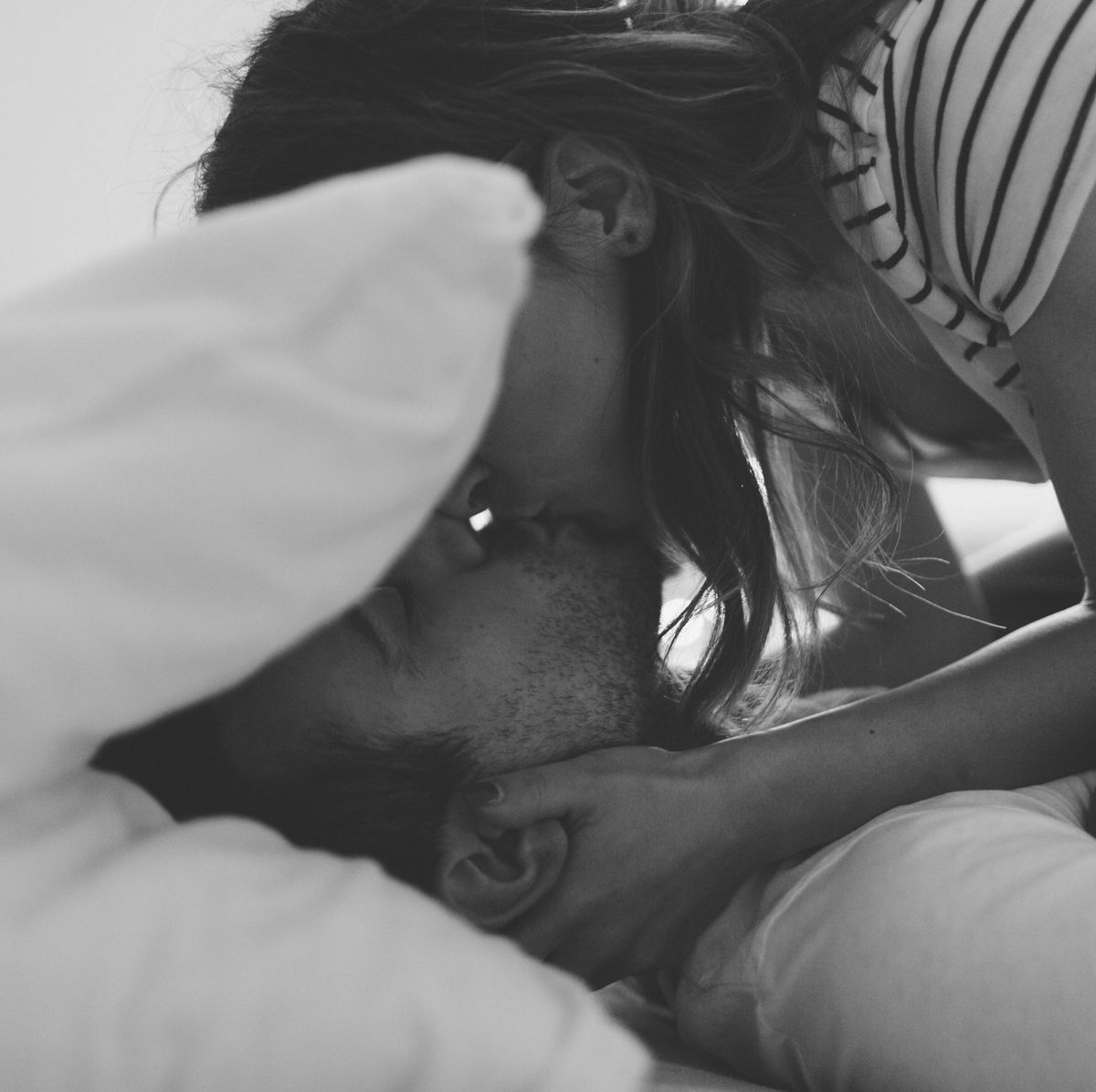 How to Please Your Man Tonight - Ways to Satisfy a Men in Bed