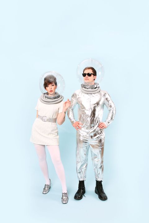 couples halloween costumes futuristic folks