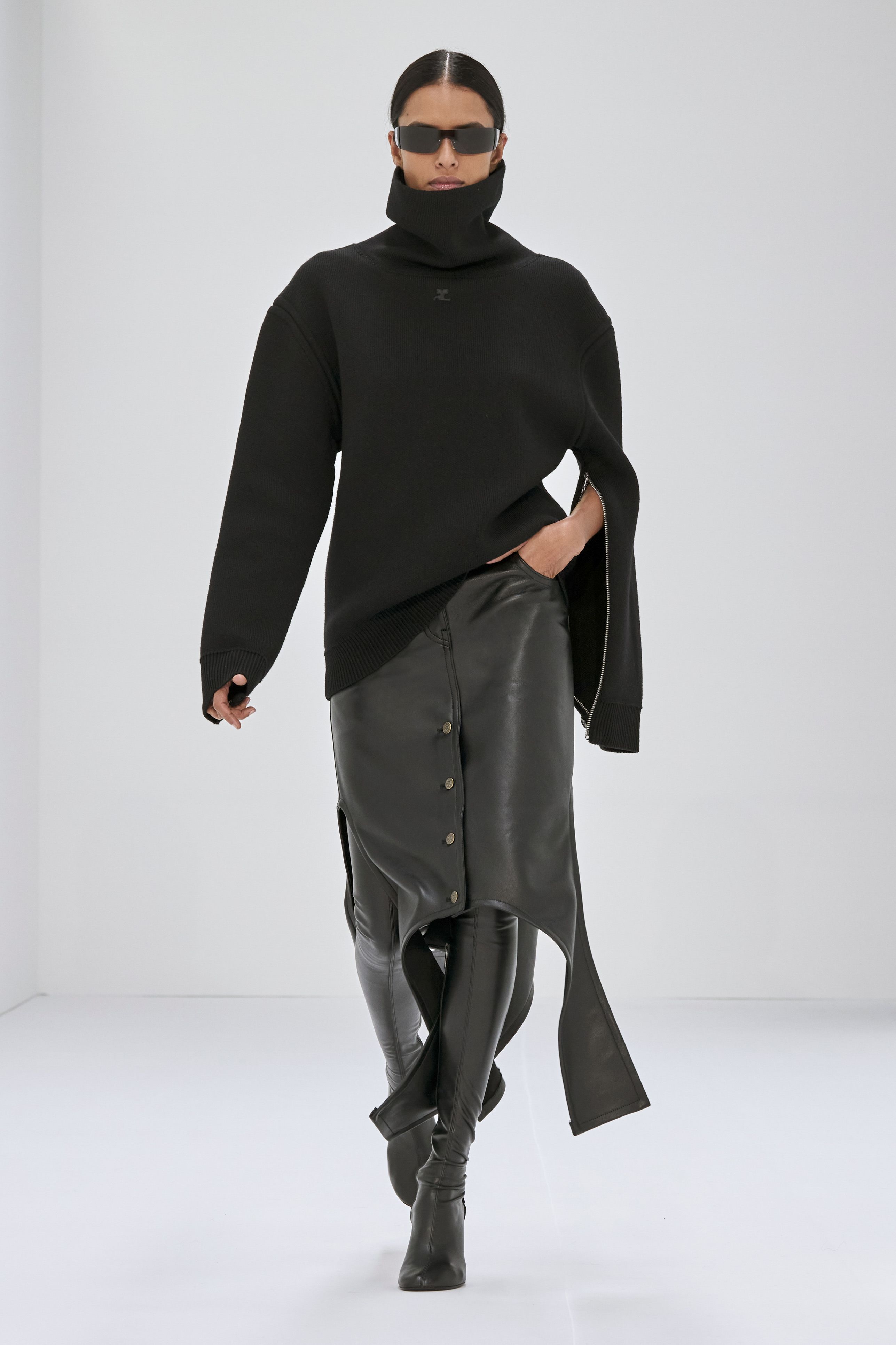 クレージュ(COURRÈGES))2024-25秋冬コレクション クレージュ(COURRÈGES))2024-25秋冬コレクション