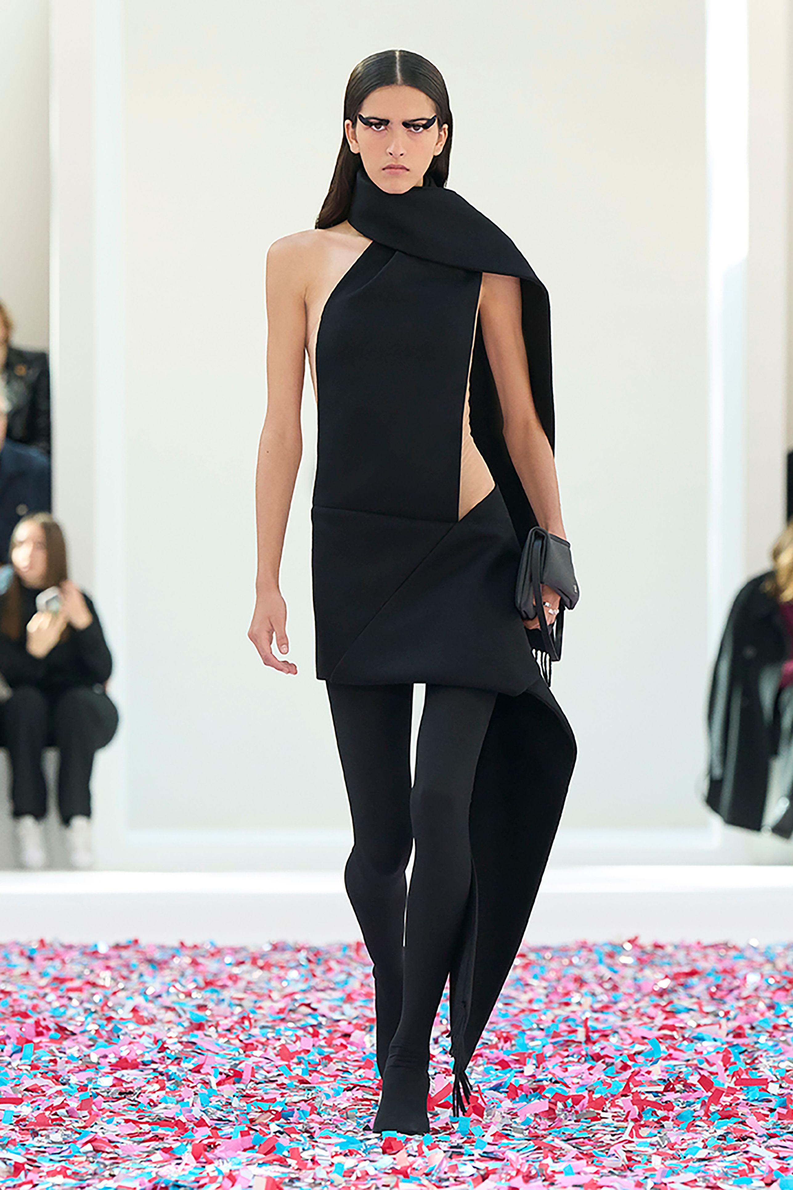 クレージュ（COURRÈGES）2025-26秋冬コレクション