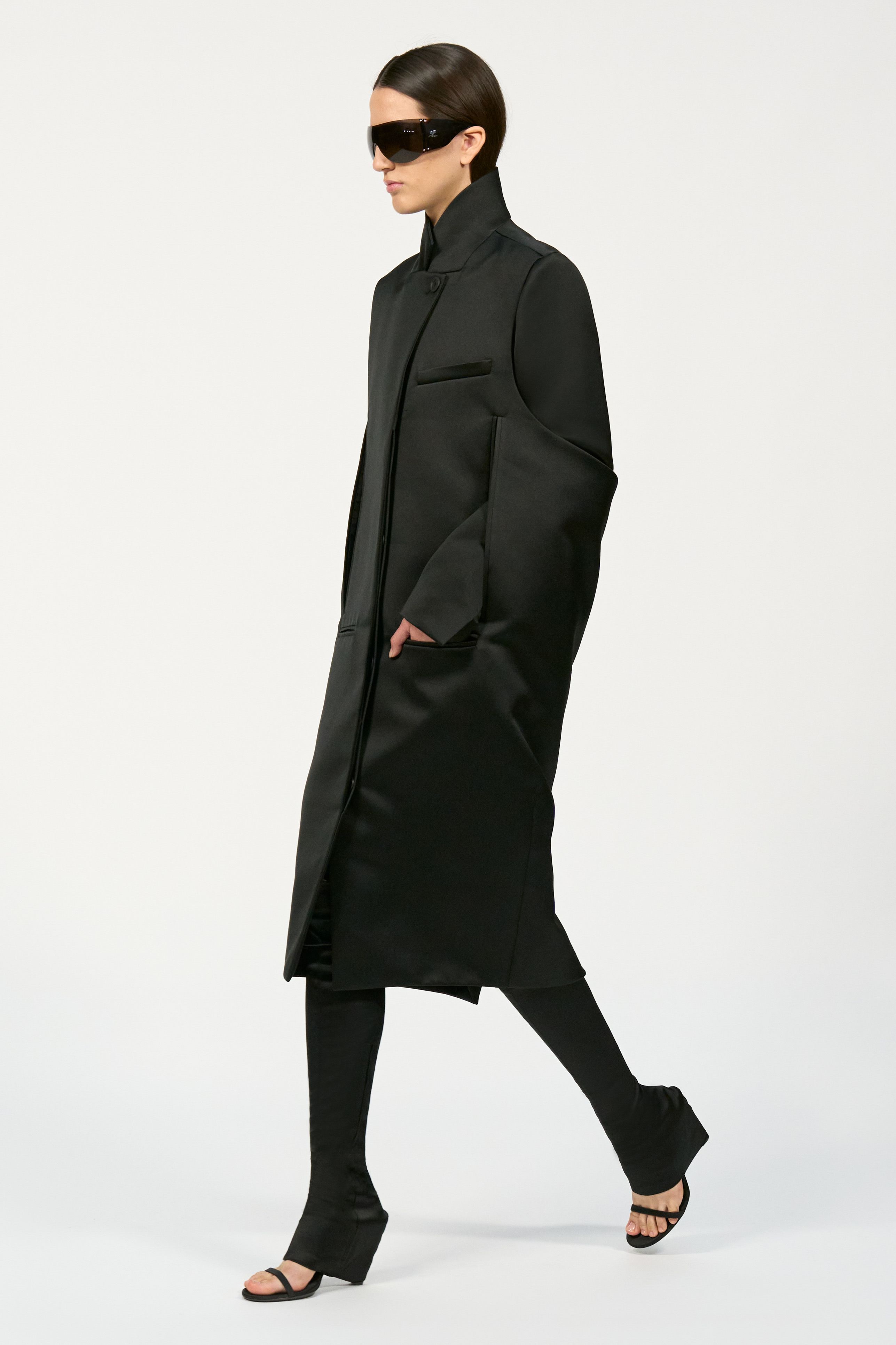 courrèges 春ジャケット KOOI 25S/S DECORATIVE ZIP KNIT 複数素材の混紡の糸を12Gの